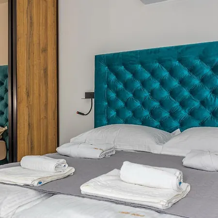 Lana Apartman