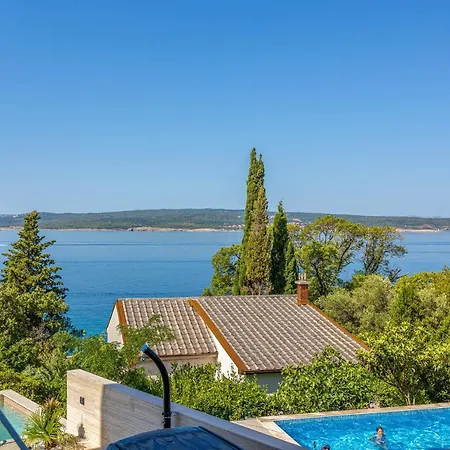 Lana * Crikvenica