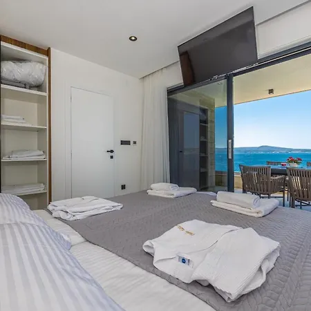 Apartman Lana *
