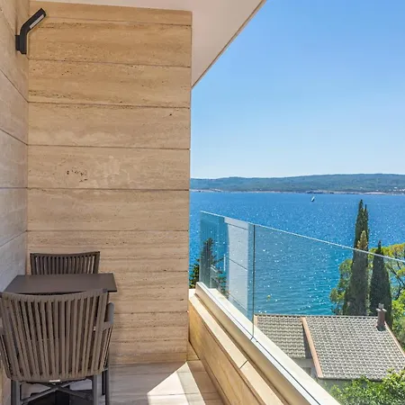 Lana Apartman