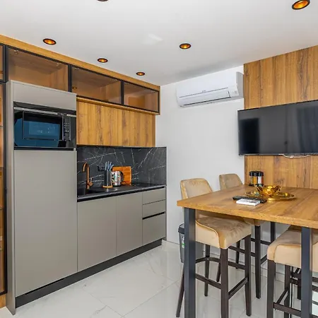 Lana Apartmán